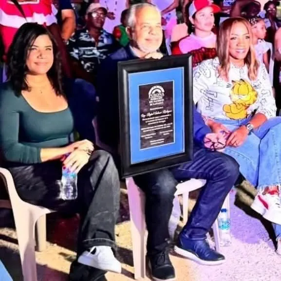 edb80db7-e31f-4fb2-b30c-ebbb29364f39