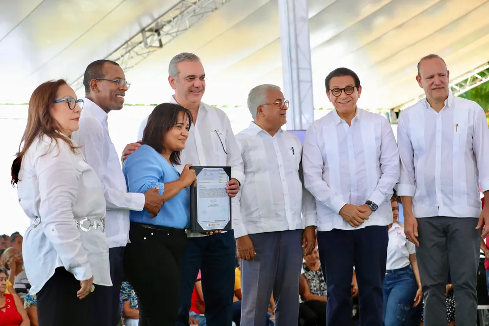 f926c5e3-d4f6-4e5e-b094-03cd831f1de9