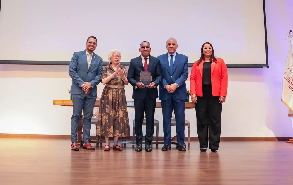 c4a54eb7-97a5-42c2-9ea5-730ad18c9bba