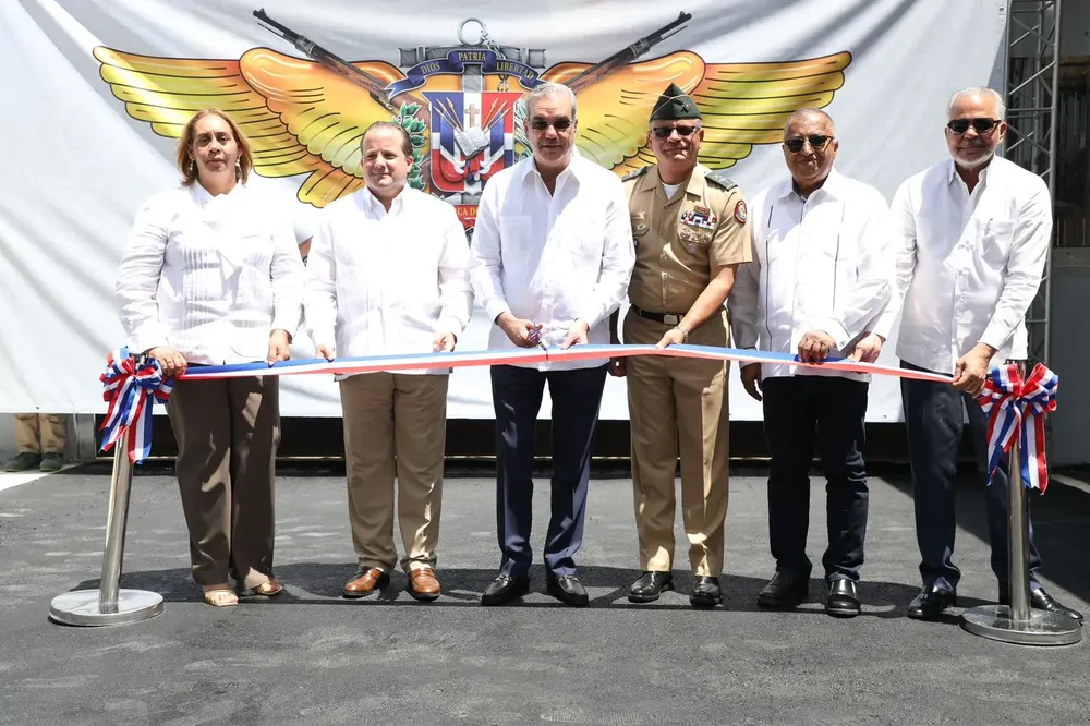 55d8536d-70de-4a98-a176-02346141a8a6