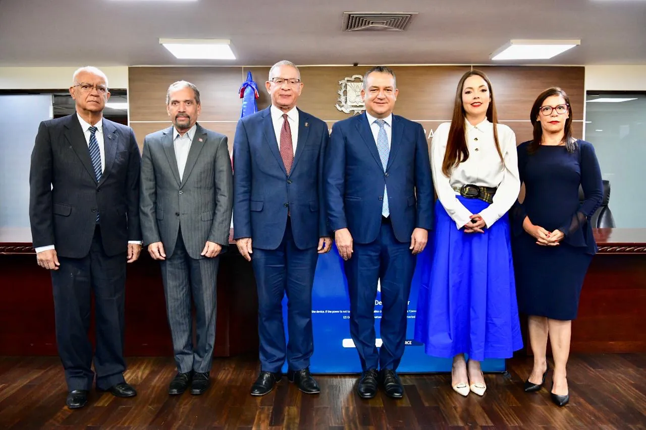 d6b98ad6-78ca-4760-b8de-98dc93530c75