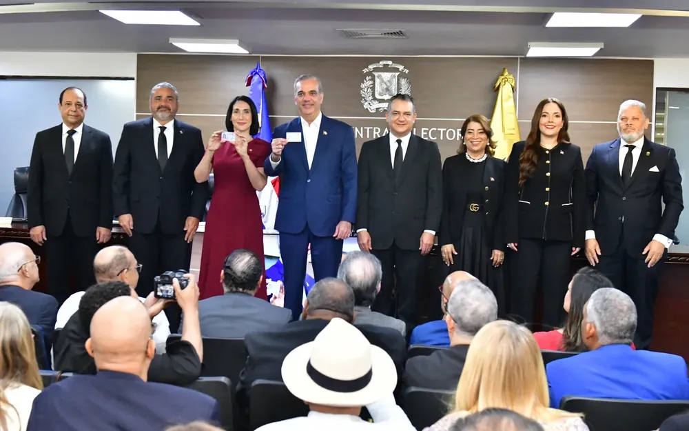 27a24523-f889-49e7-8d04-78e23ec056fd