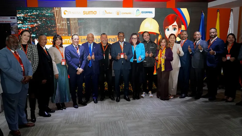 f9987fd9-fd25-4b1c-98b2-c628d58b1a8b