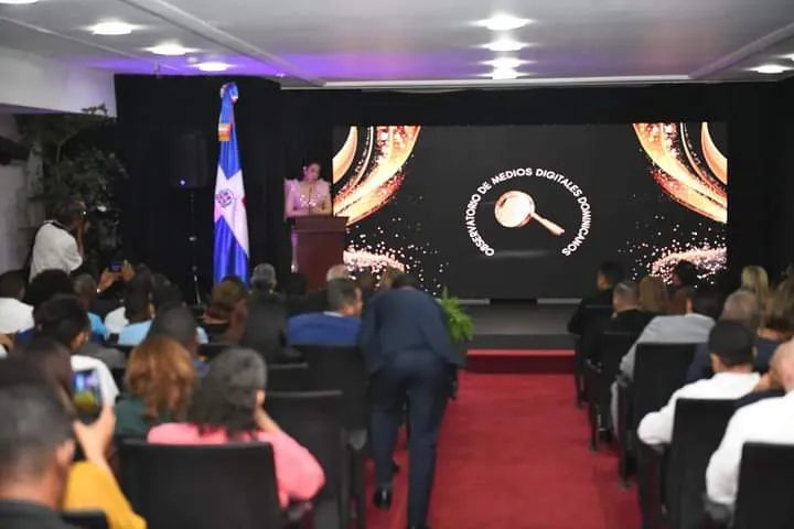 1718c8cc-003a-4cff-bfc3-f56dae359dc3