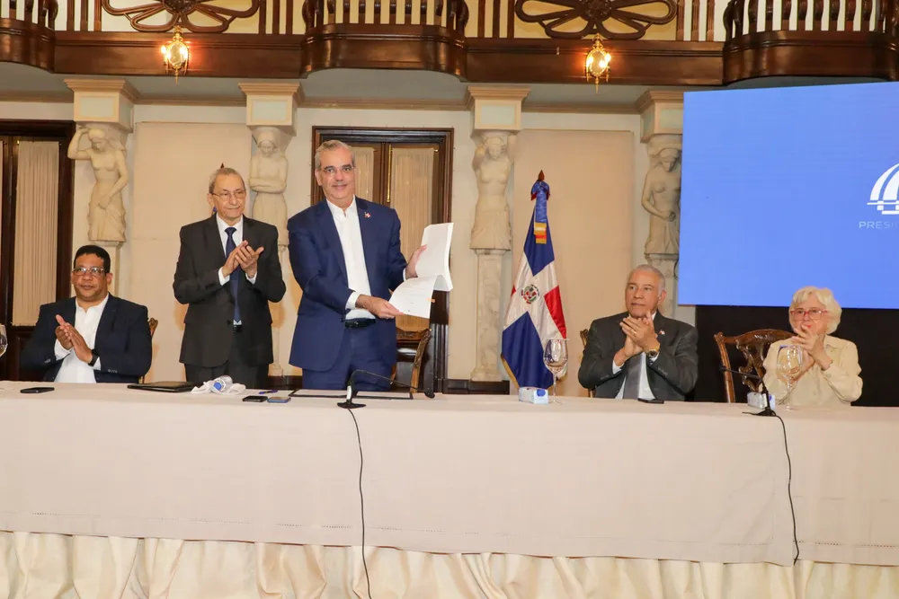 c7ad74c7-d5a3-44b2-9bd3-99c609af156f