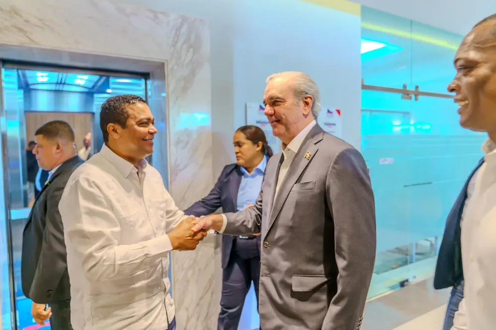 9e944b70-623c-4b2f-ad67-0613e401bdbe