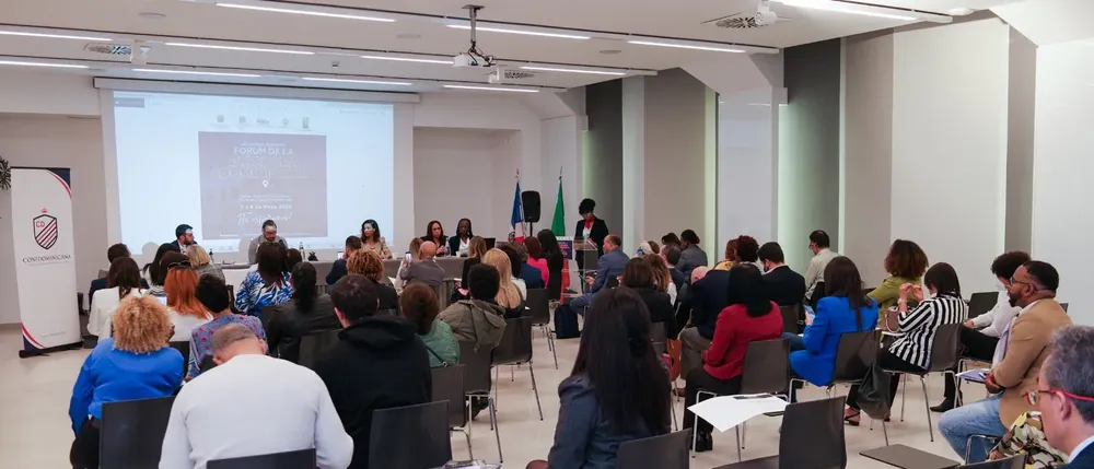 ab54debc-d3ec-4e3a-b3b1-d2ace9a0ce6f