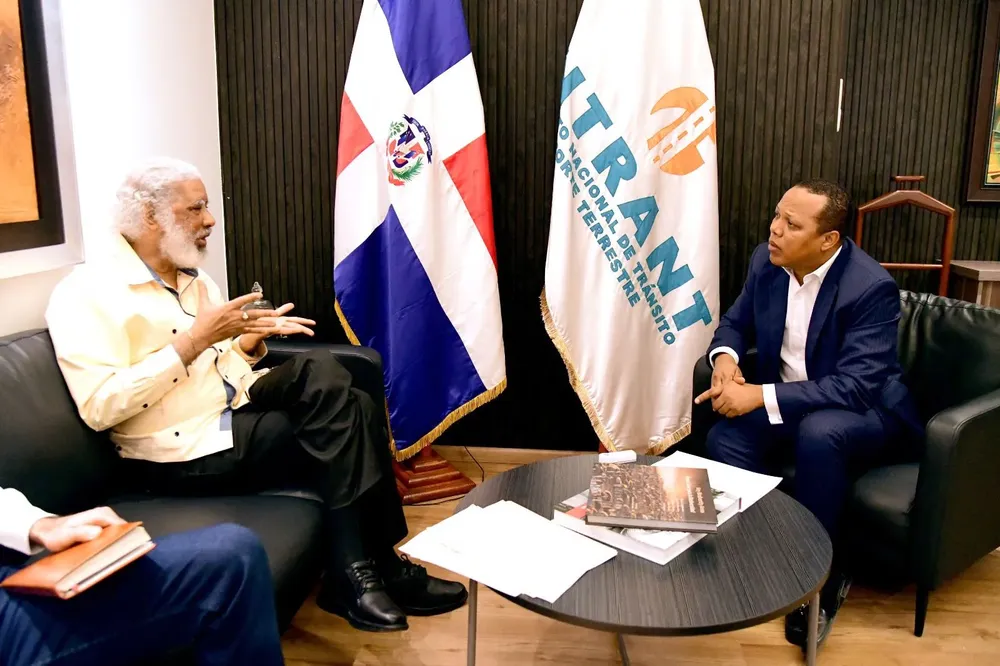 94c8acb7-c33b-4b3c-b9e6-3de3b5333acb