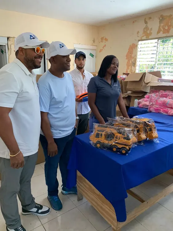 4f2cb417-946c-4170-8d70-f38b4a75fb23