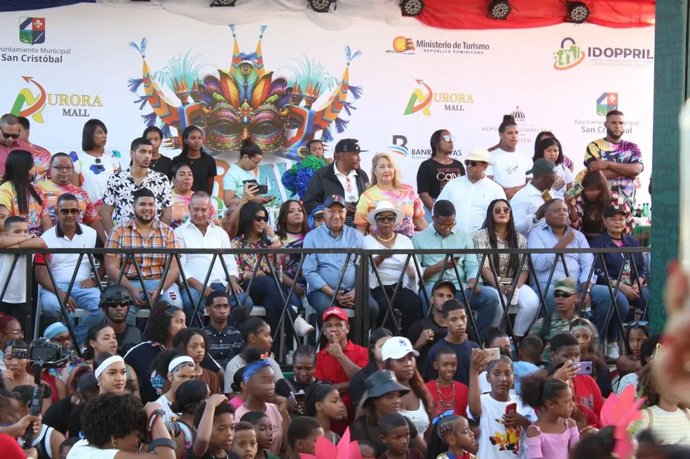 a17590a5-ddc3-44a2-8f3f-9021c974d7bf