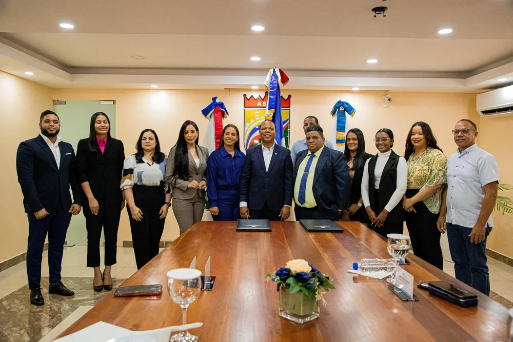 c13ae525-1717-4a5c-a3cc-e85195108224