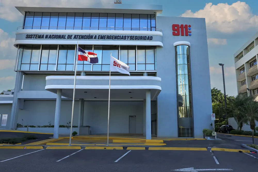 0c366365-b3d5-4c12-8757-b7c122c3b04a