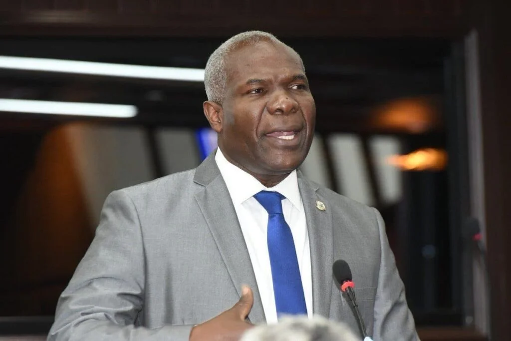 7a2d5303-66b1-46b0-ac5f-18b10592132f