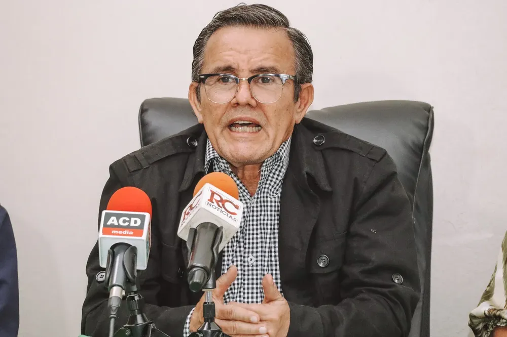 2e4b8194-a045-4881-aa0b-c8c342cef57a