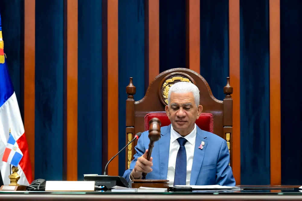 c0b020bf-e895-414f-a5ac-64ec146b3f2a